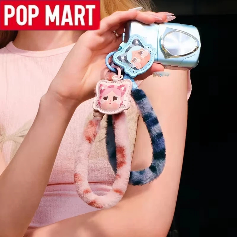 Popmart Crybaby Wild But Cutie - Phone Accessories Popmart recensione e prezzo