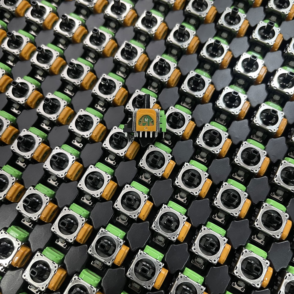50/100pcs New Favor TMR Angle  - Gaming Controller Phone recensione e prezzo